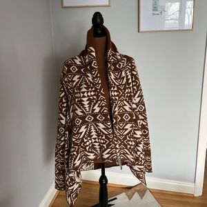 PATAGONIA size Large Pine Mountain Wrap Brown Boho Sweater Cardigan like new